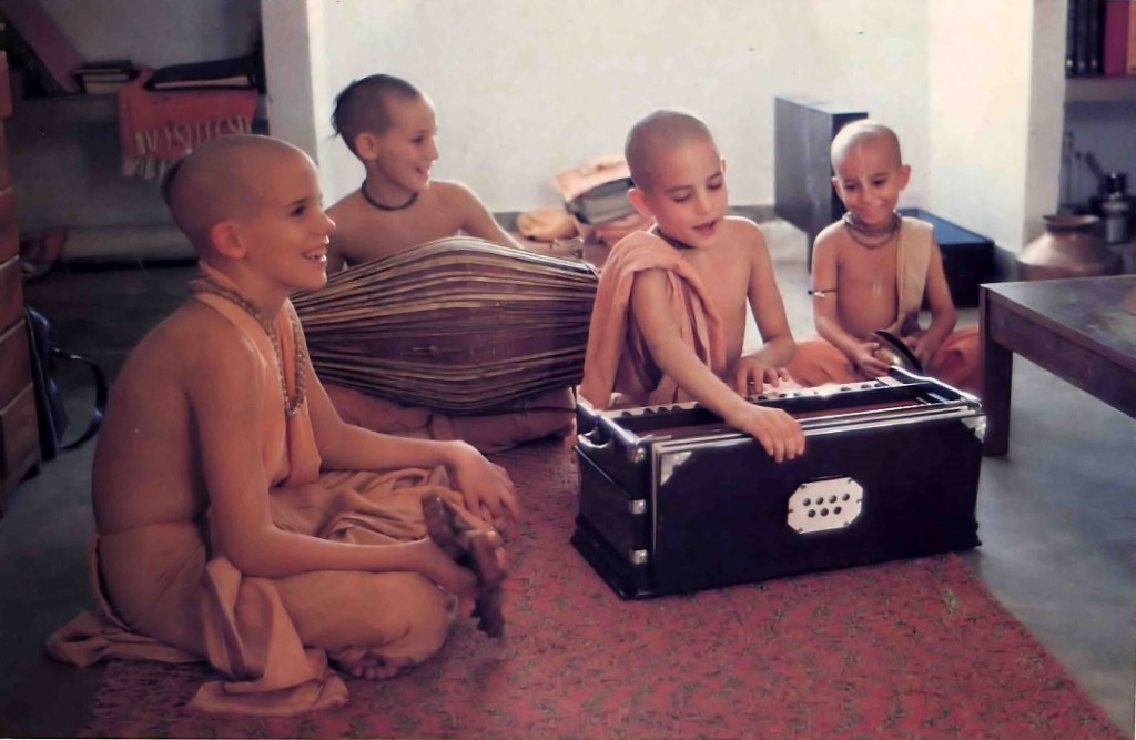 Train Children by Developing their Propensity to Love Krishna ...