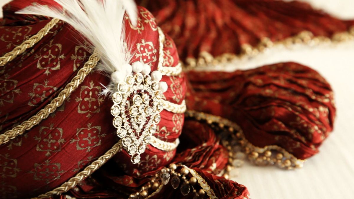 difference between real men and henpecked men